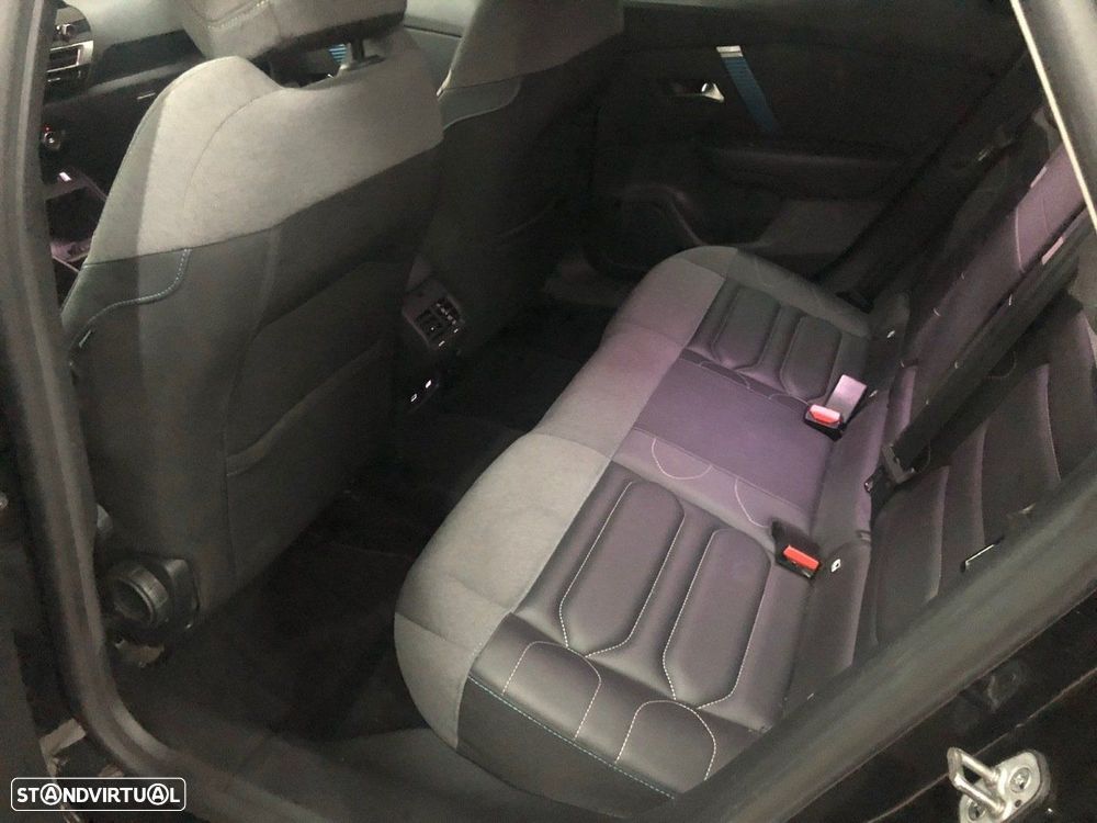 Citroën e-C4 Shine - 13