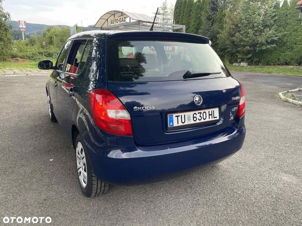 Skoda Fabia 1.2 HTP SPECIAL - 4