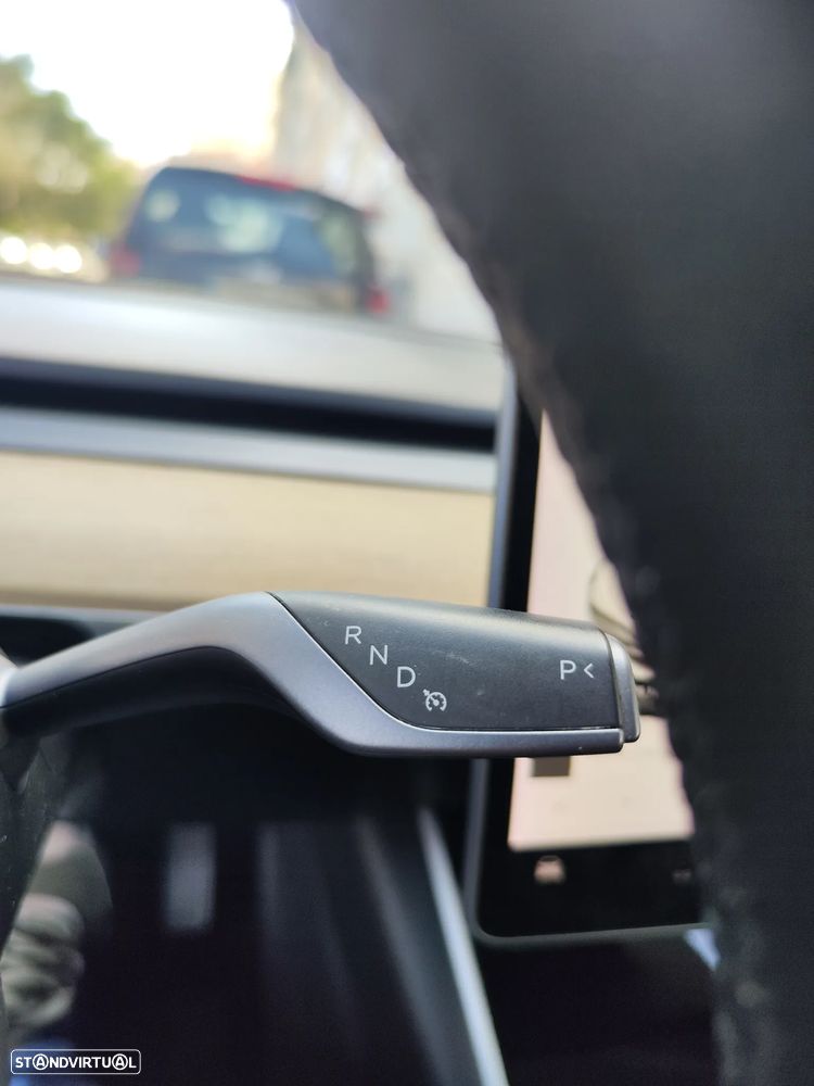 Tesla Model 3 Standard Range Plus RWD - 30