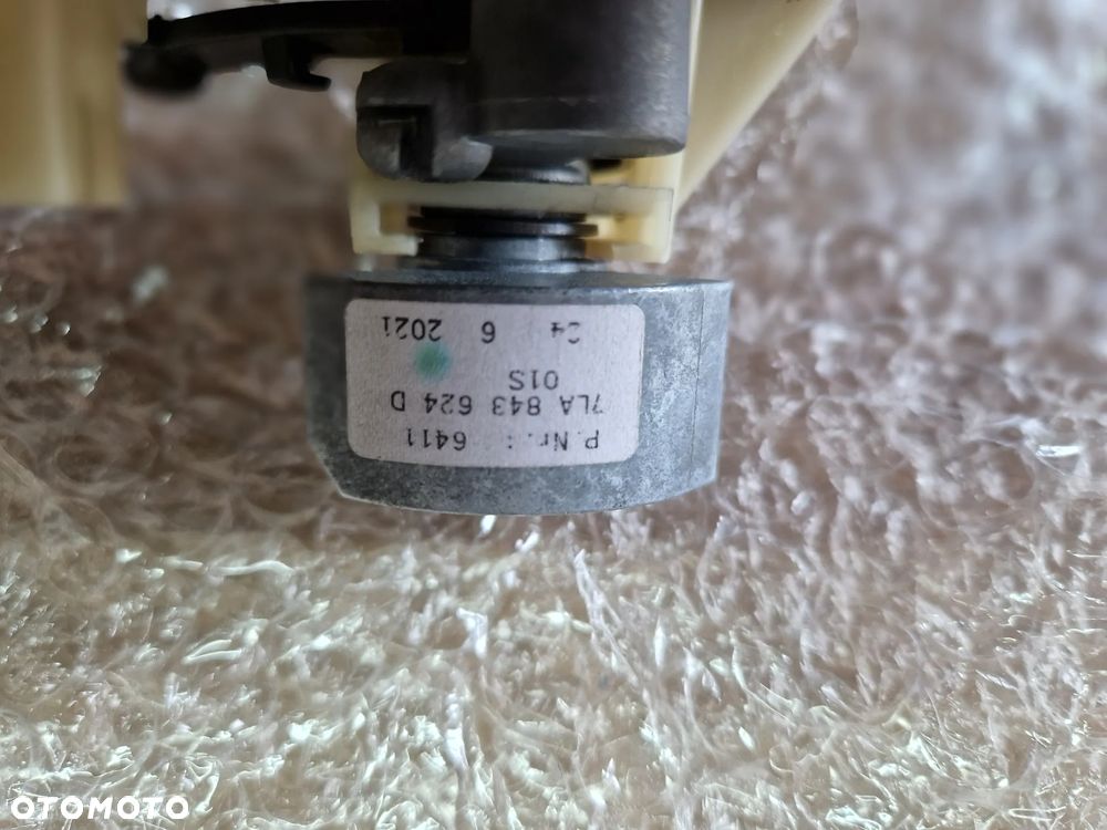 ZAMEK DRZWI LEWY VW T6.1 7LA843624B - 5