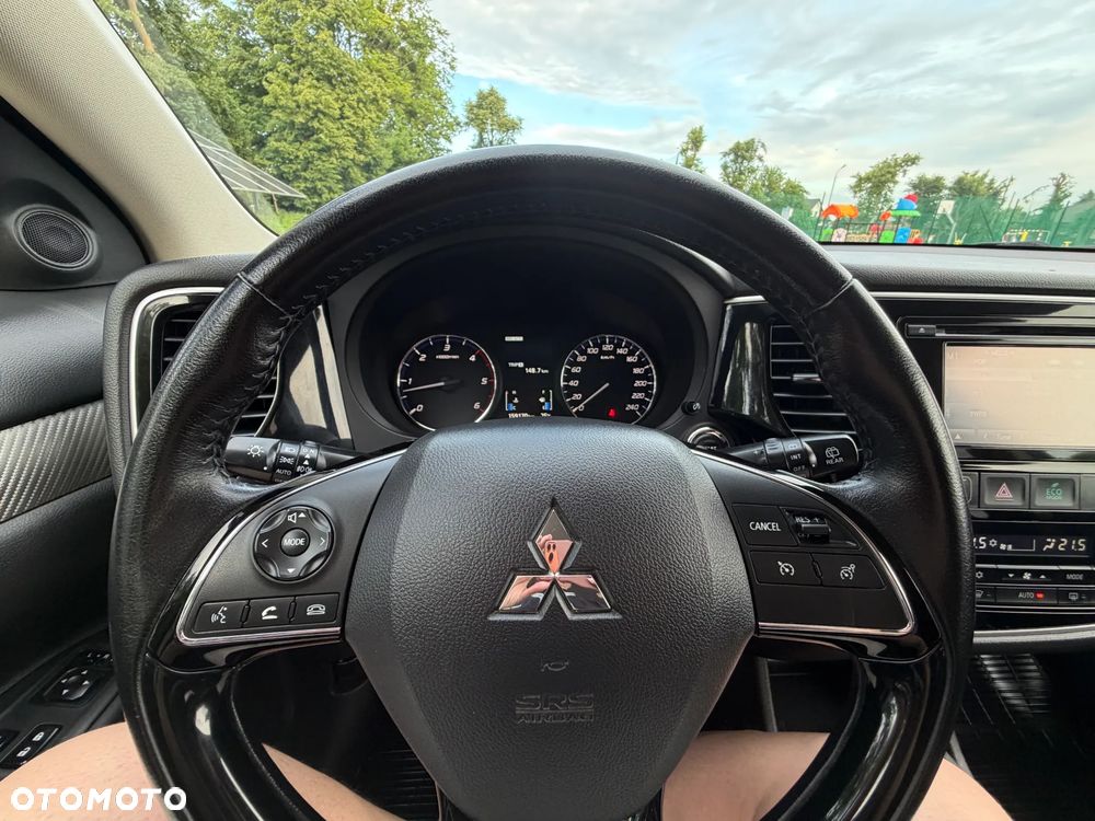Mitsubishi Outlander 2.2 DI-D 4WD Invite - 20