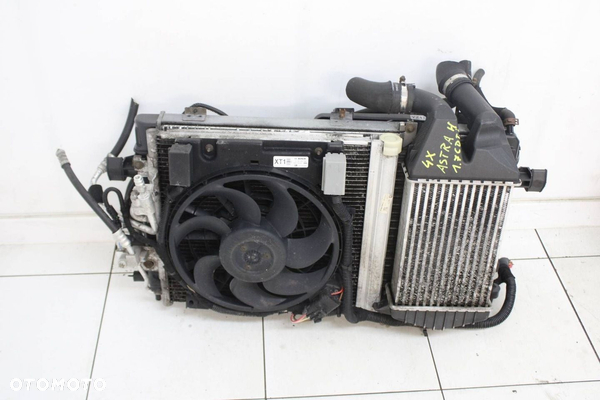 KOMPLET CHŁODNIC WENTYLATOR OPEL ASTRA H III 1.7 CDTI