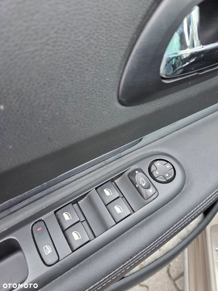 Peugeot 3008 1.2 PureTech GPF Allure S&S - 40