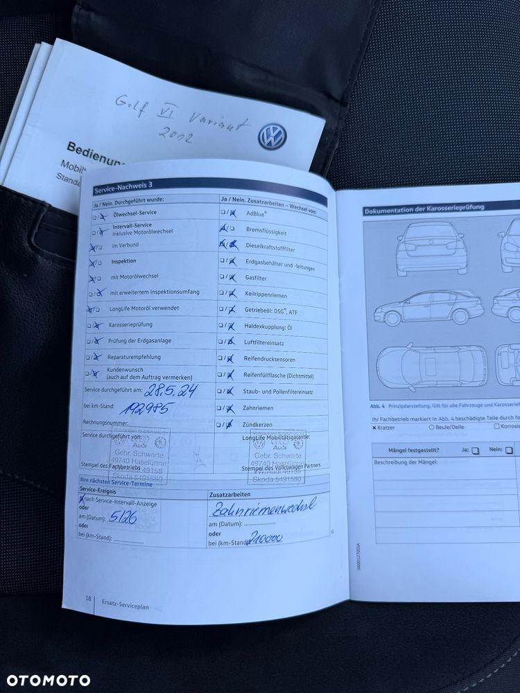 Volkswagen Golf 1.6 TDI DPF Comfortline - 24