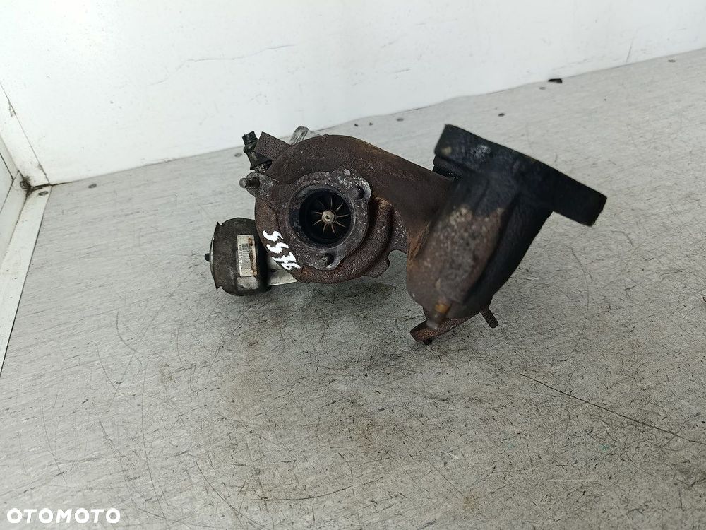 TURBINA Z KOLEKTOREM FORD GALAXY II 713673-4  038253019N - 3