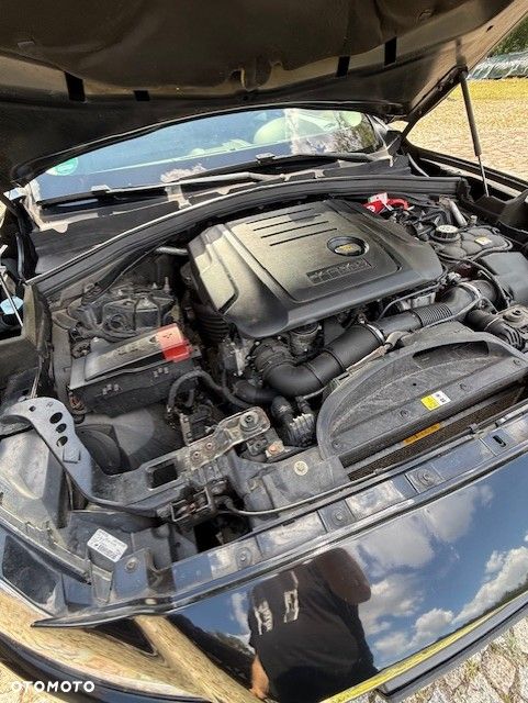 Jaguar F-Pace 2.0 i4D AWD Prestige - 21