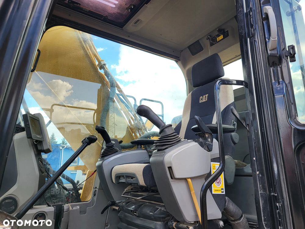 Caterpillar 324 E LN spr z Niemiec oryginał - 5