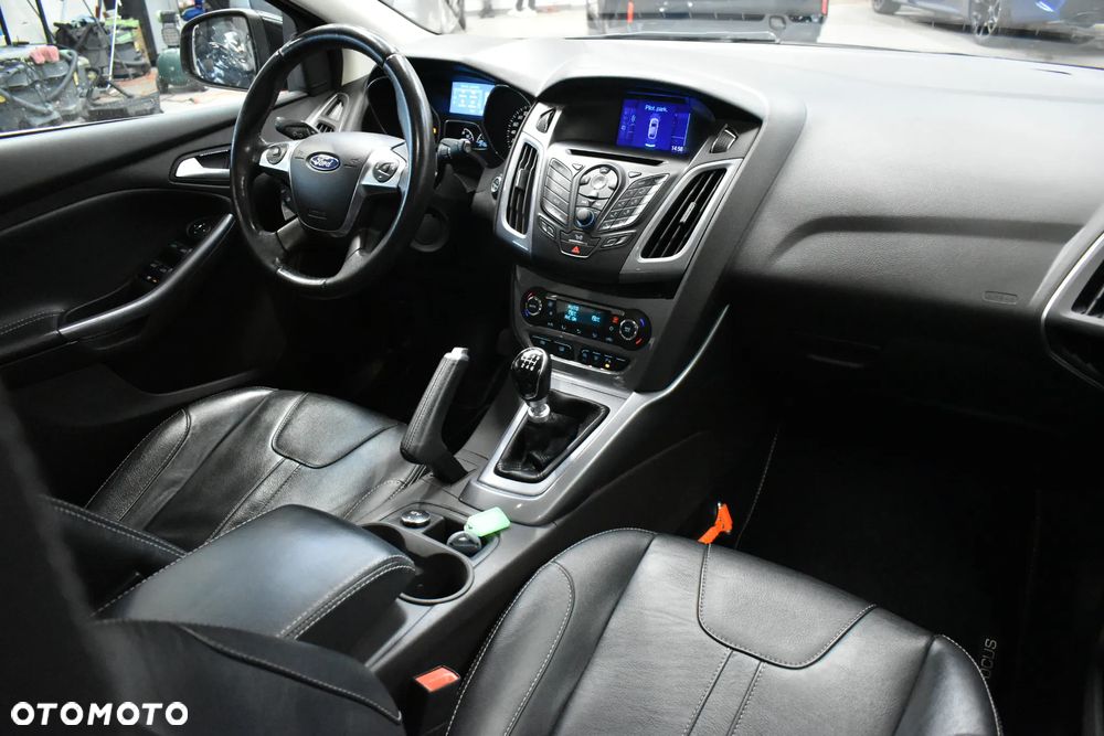 Ford Focus 1.6 TDCi Titanium ECOnetic - 23
