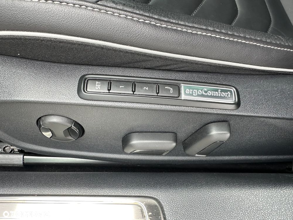 Volkswagen Arteon 2.0 TDI SCR 4Motion DSG R-Line - 18