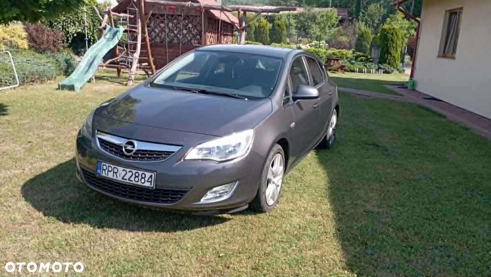 Opel Astra 1.4 T Enjoy EU6 - 10