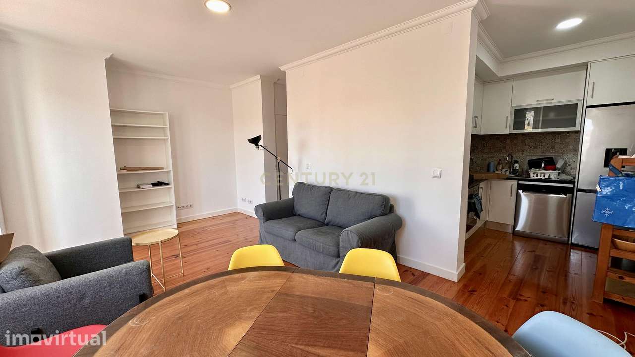 Arrenda T2 Mobilado e Equipado com Vista Rio | Graça, Lisboa - Grande imagem: 5/26