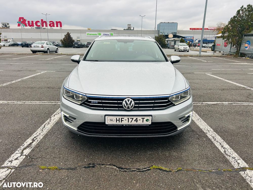 Volkswagen Passat - 8