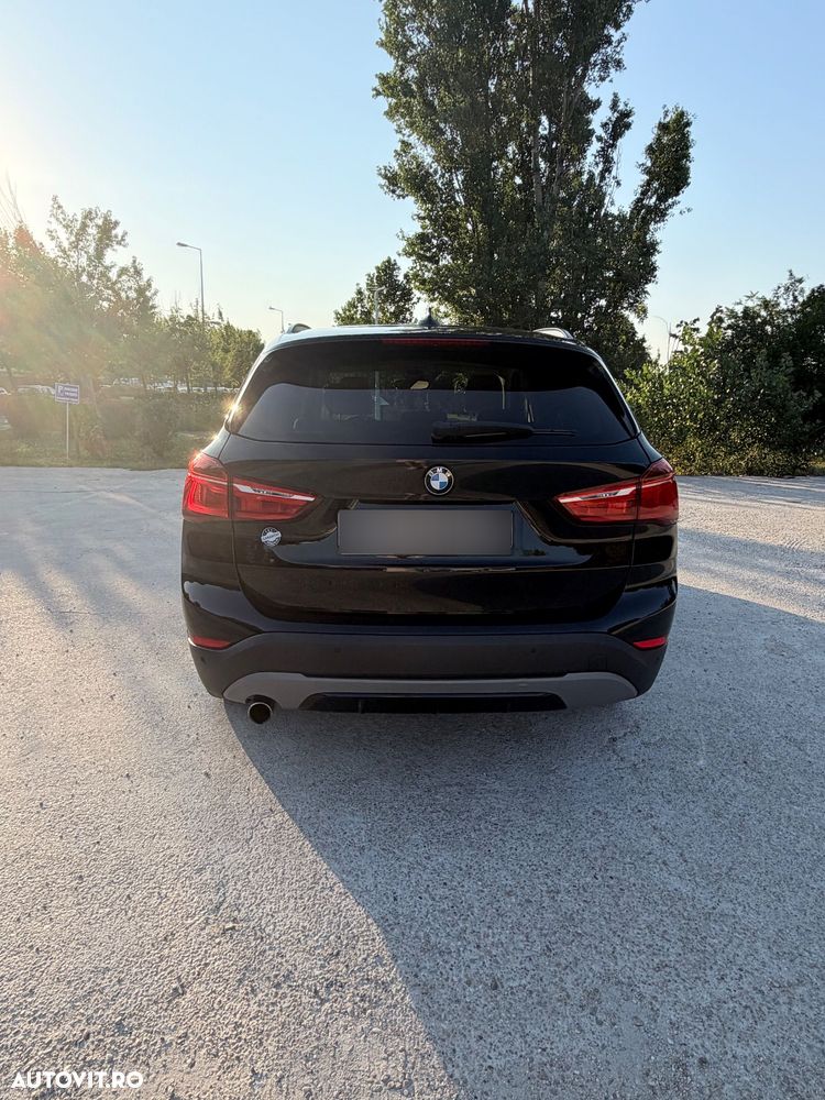 BMW X1 sDrive18d Aut. - 6