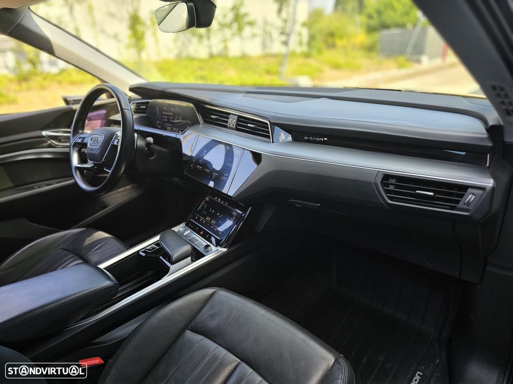 Audi e-tron 55 quattro Advanced - 17
