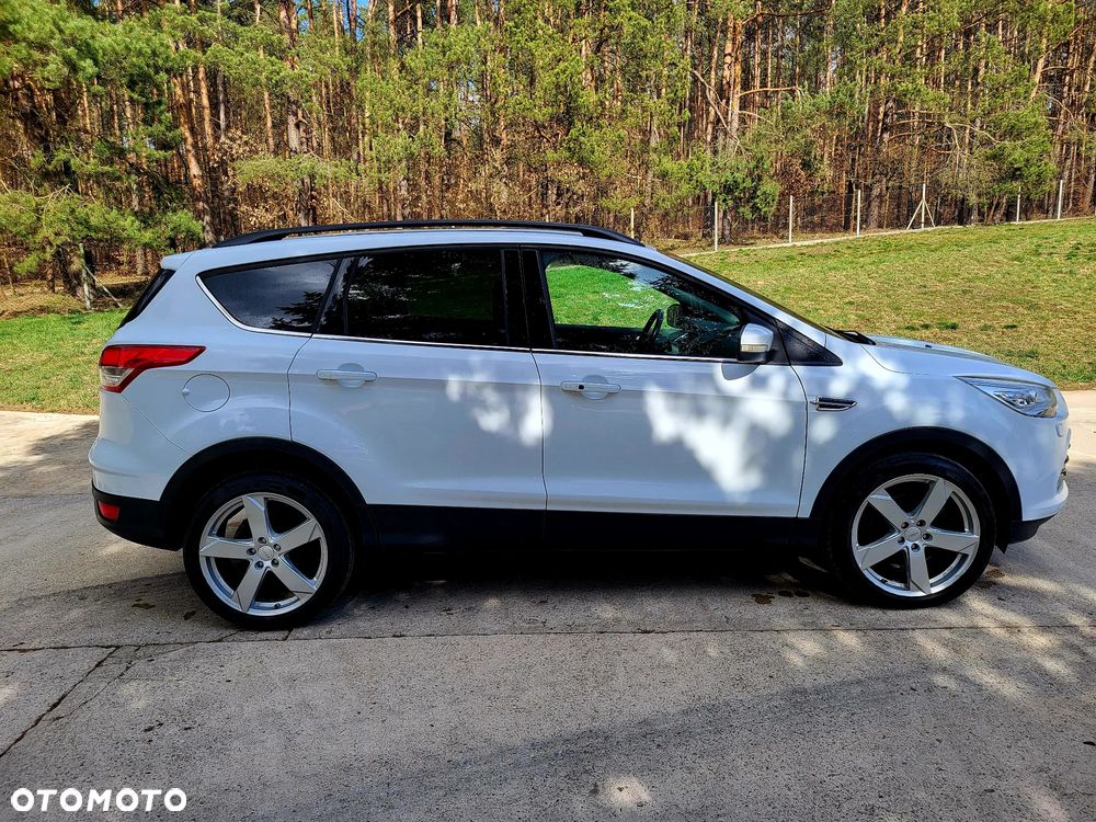 Ford Kuga 2.0 TDCi 4x4 Titanium - 6