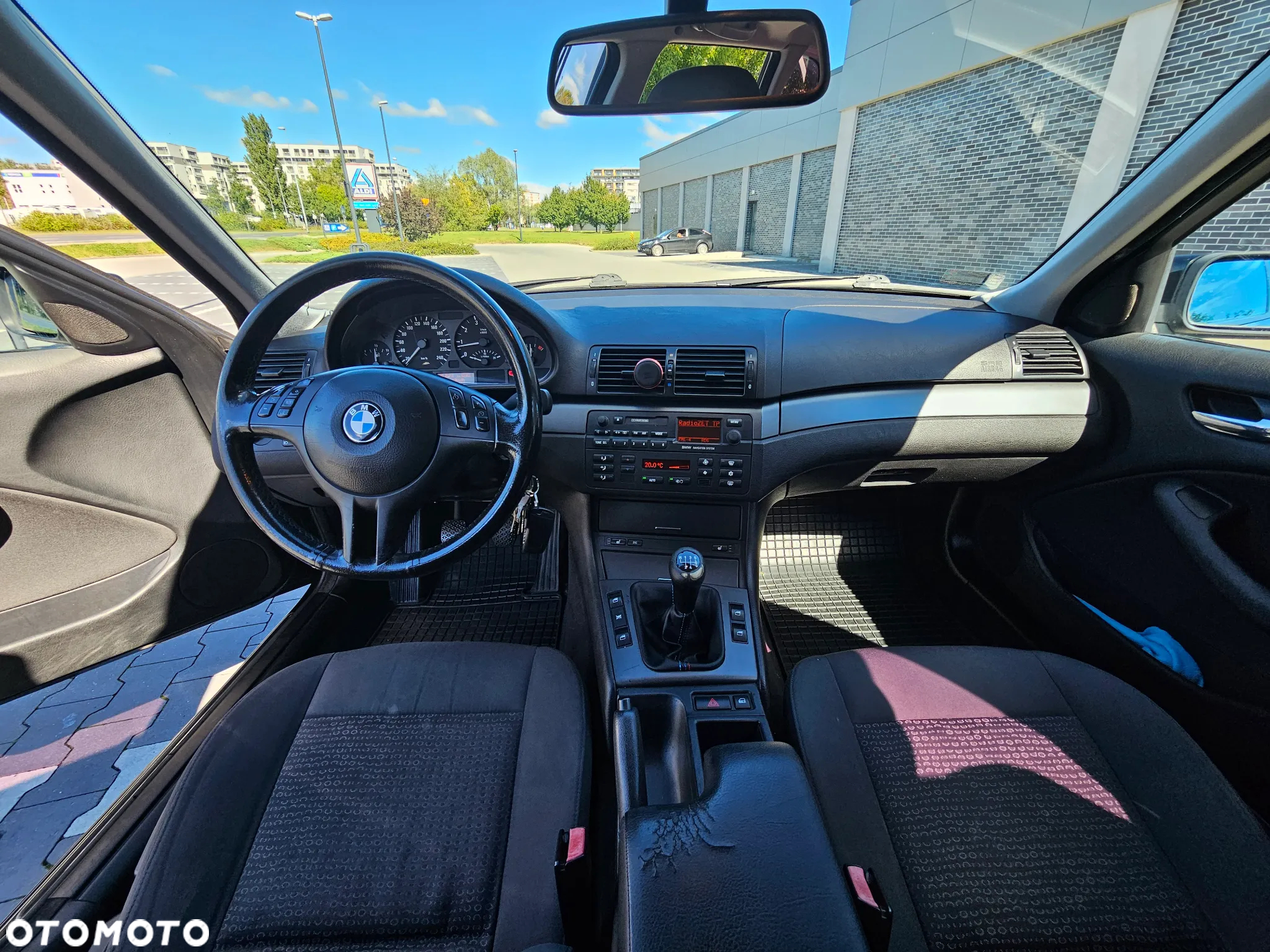 BMW Seria 3 318i Touring - 3