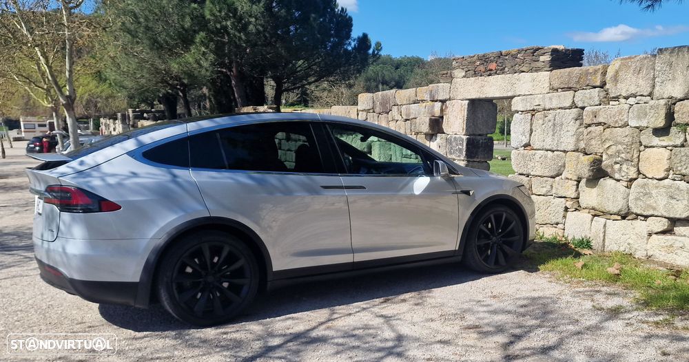Tesla Model X Standard Range - 2