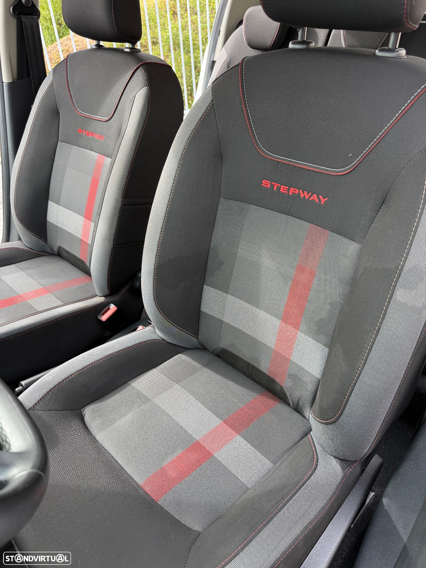 Dacia Sandero 0.9 TCe Stepway Bi-Fuel - 34