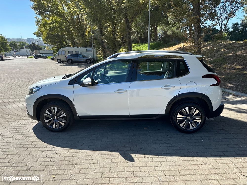 Peugeot 2008 PureTech 110 Stop&Start EAT6 Allure - 9