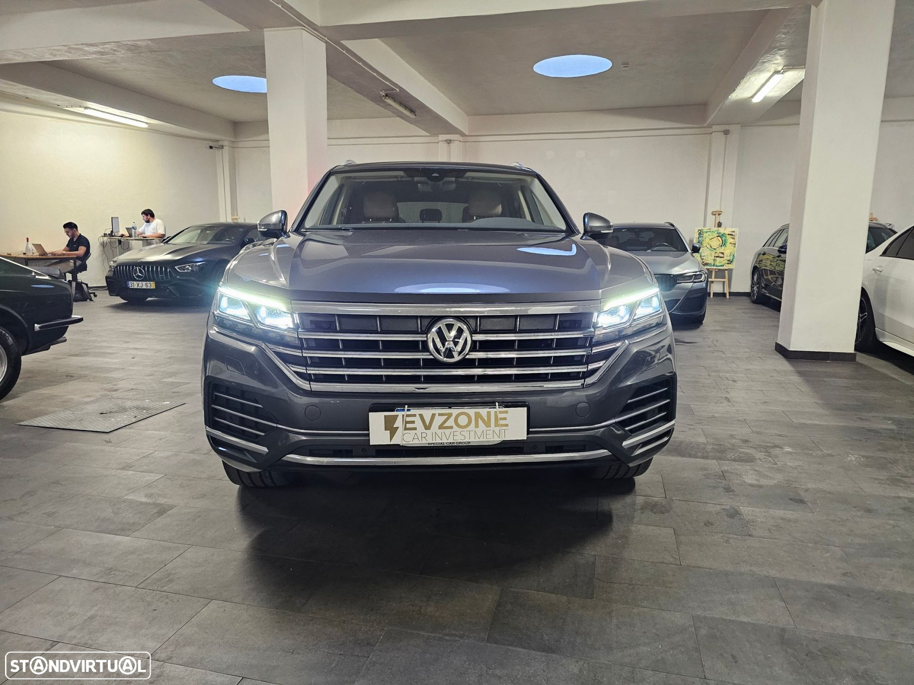 VW Touareg 3.0 TDI V6 Elegance Plus - 3