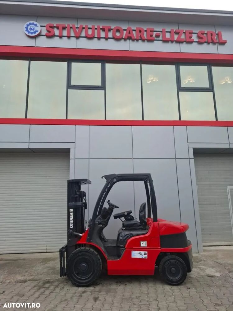 Caterpillar DP30N, CATARG TRIPLEX - 1