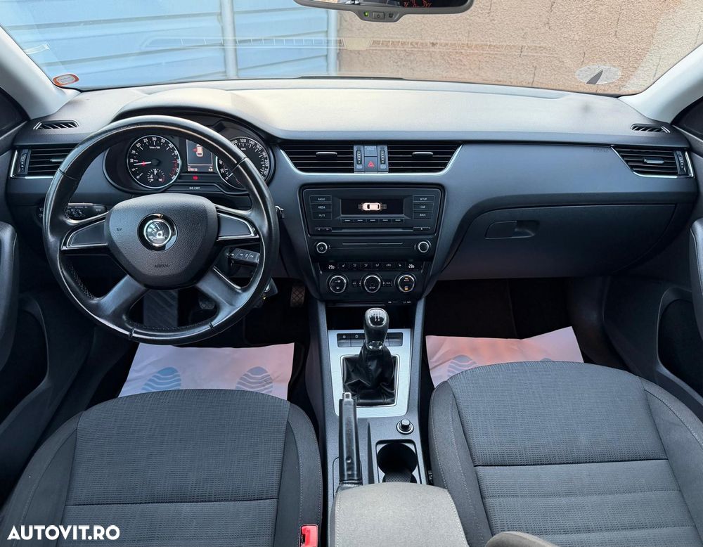 Skoda Octavia 1.6 TDI DPF Elegance - 5