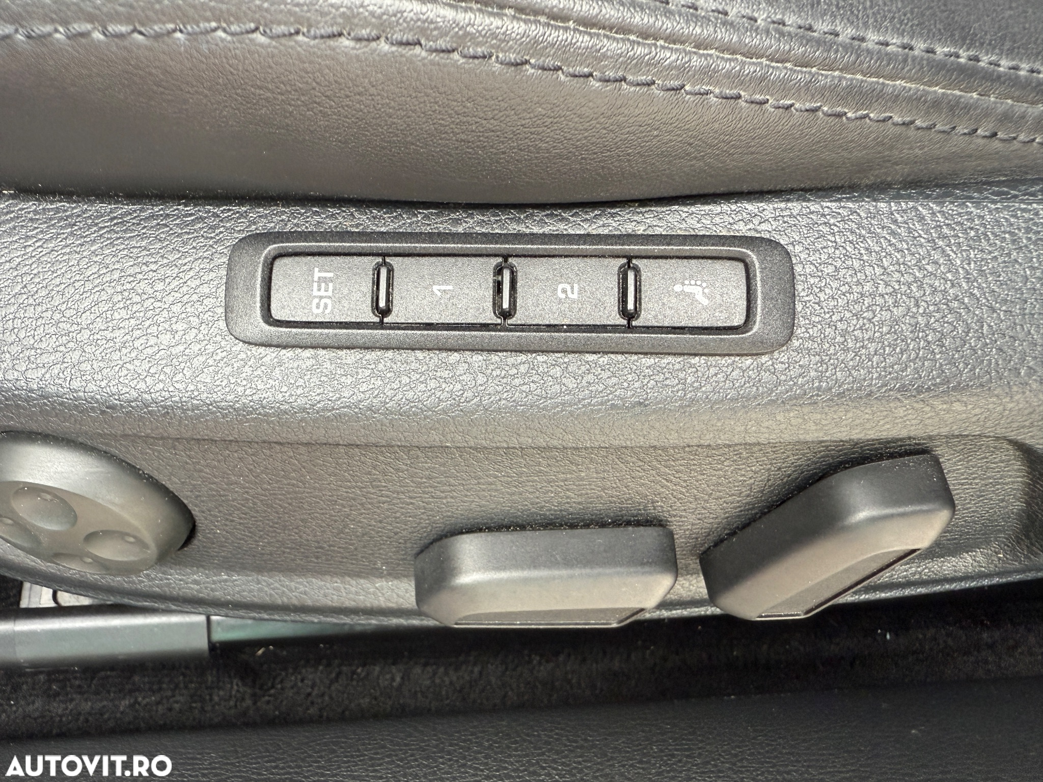 Volkswagen Passat CC 2.0 TDI 4Motion BlueMotion Technology DSG - 19