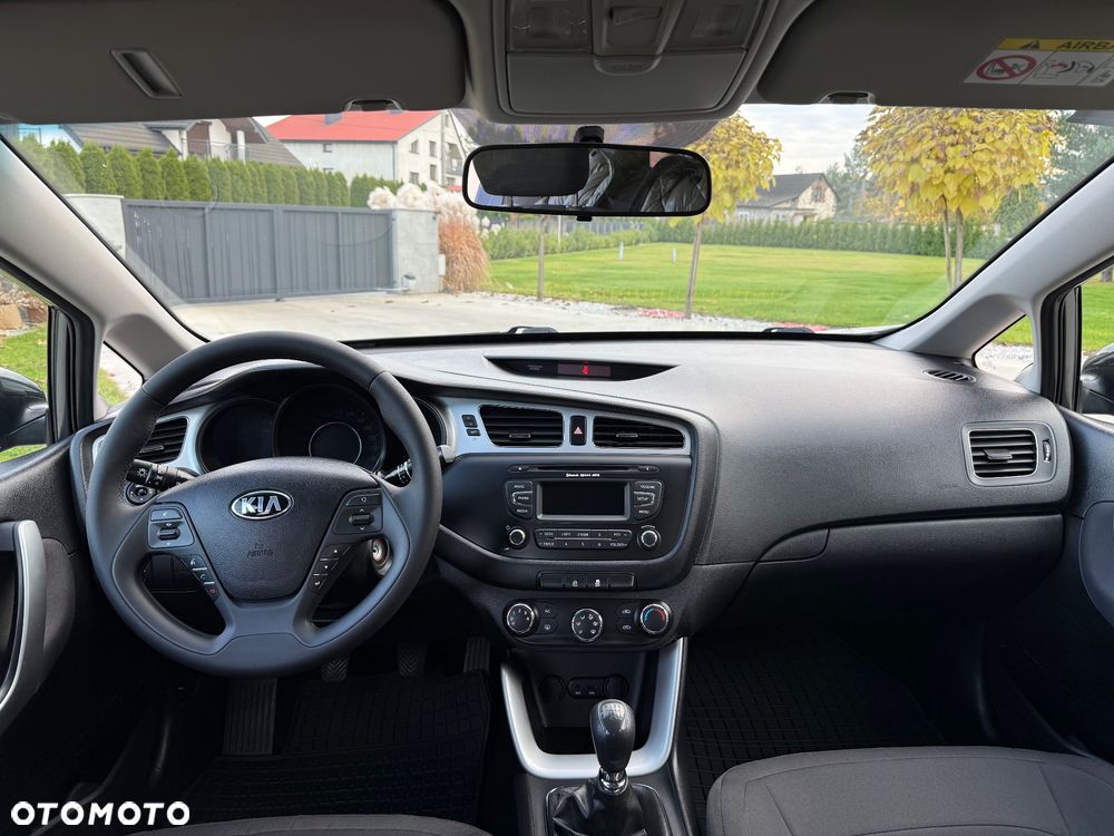Kia Ceed 1.4 CVVT Attract - 21