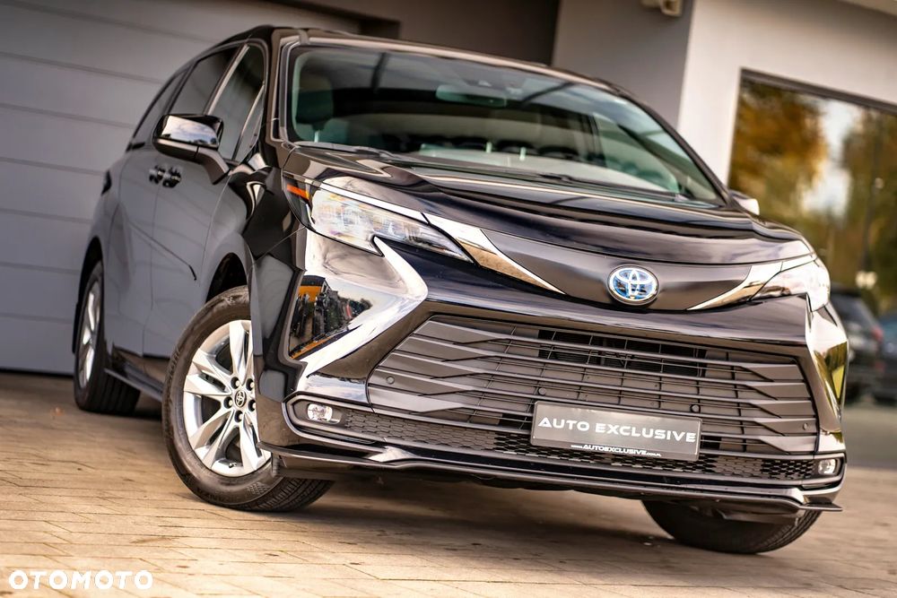Toyota Sienna - 8