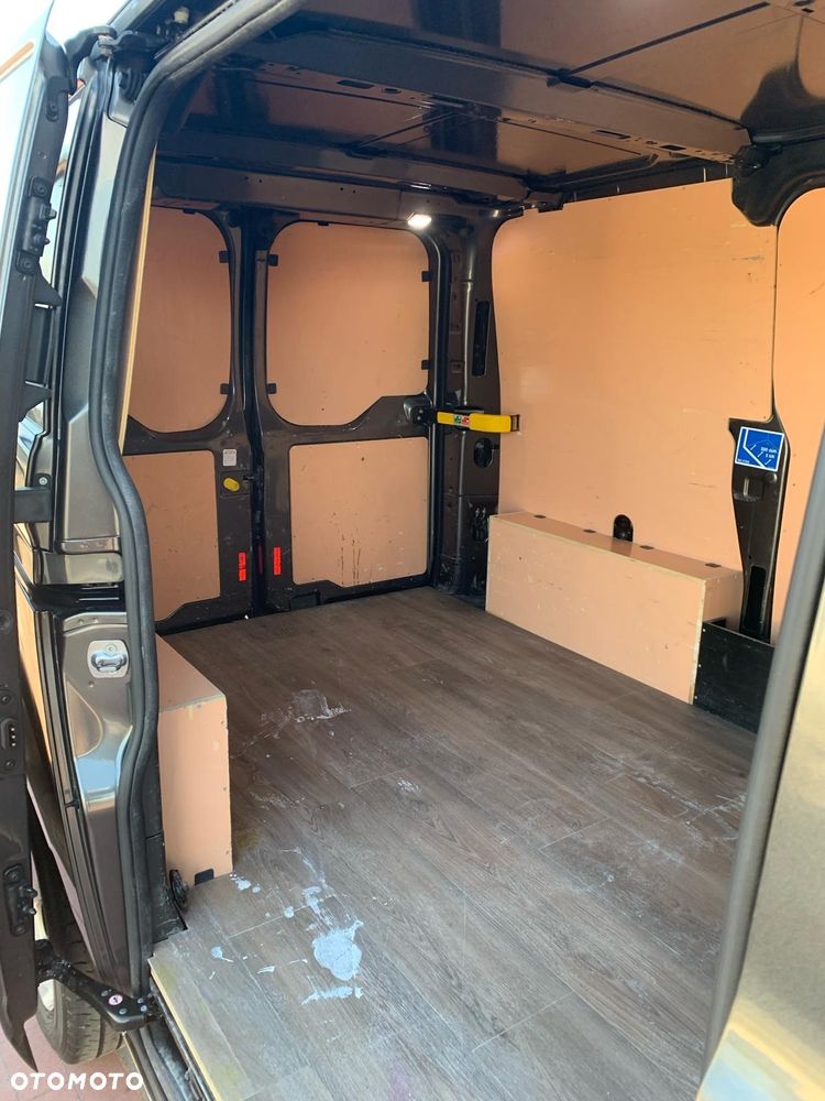 Ford Transit Custom - 29