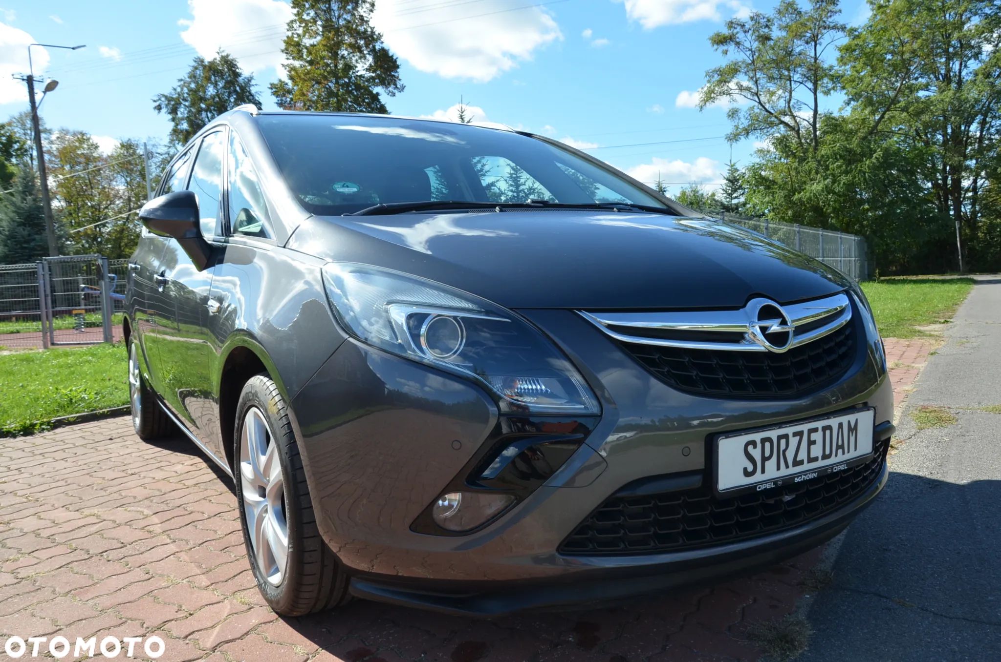 Opel Zafira Tourer 2.0 CDTI Edition - 1