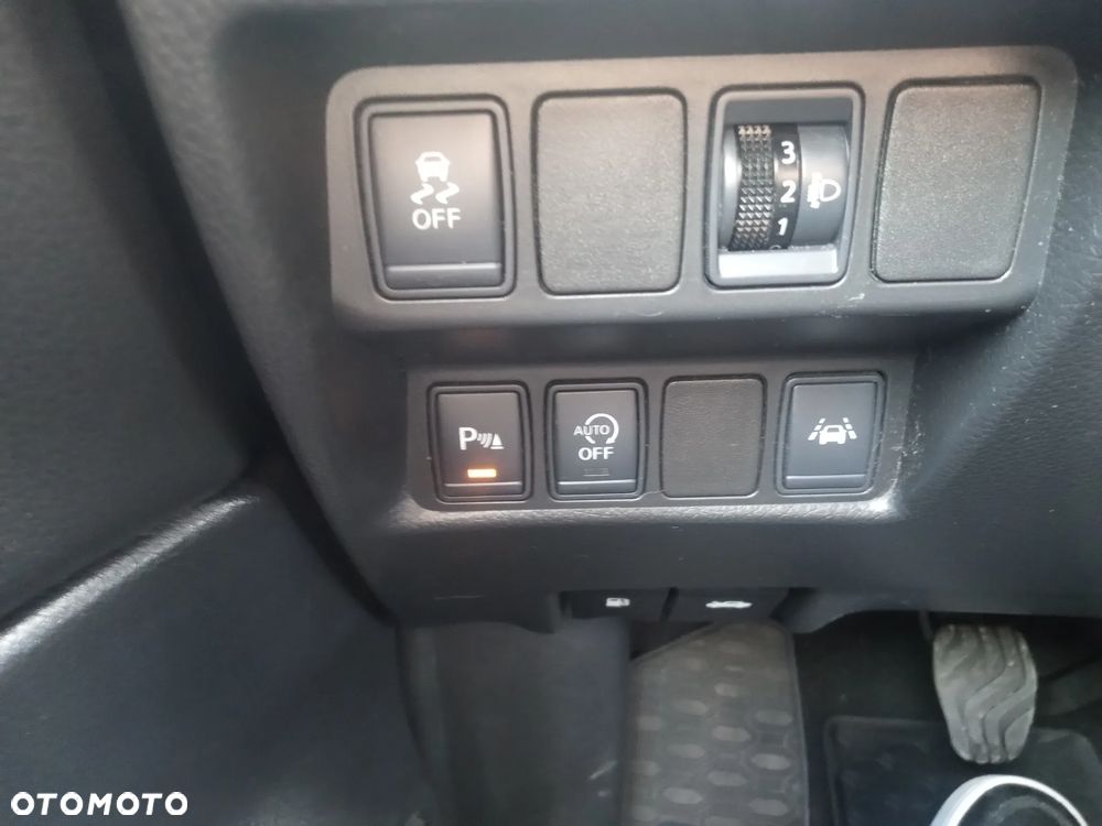 Nissan Qashqai - 16