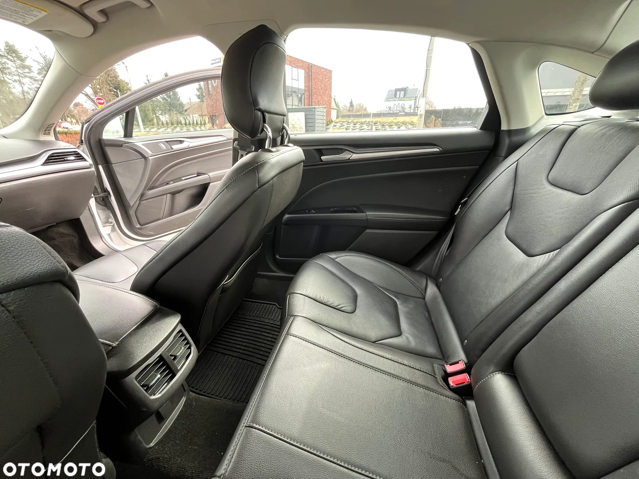 Ford Fusion 2.0 EcoBoost Titanium - 15