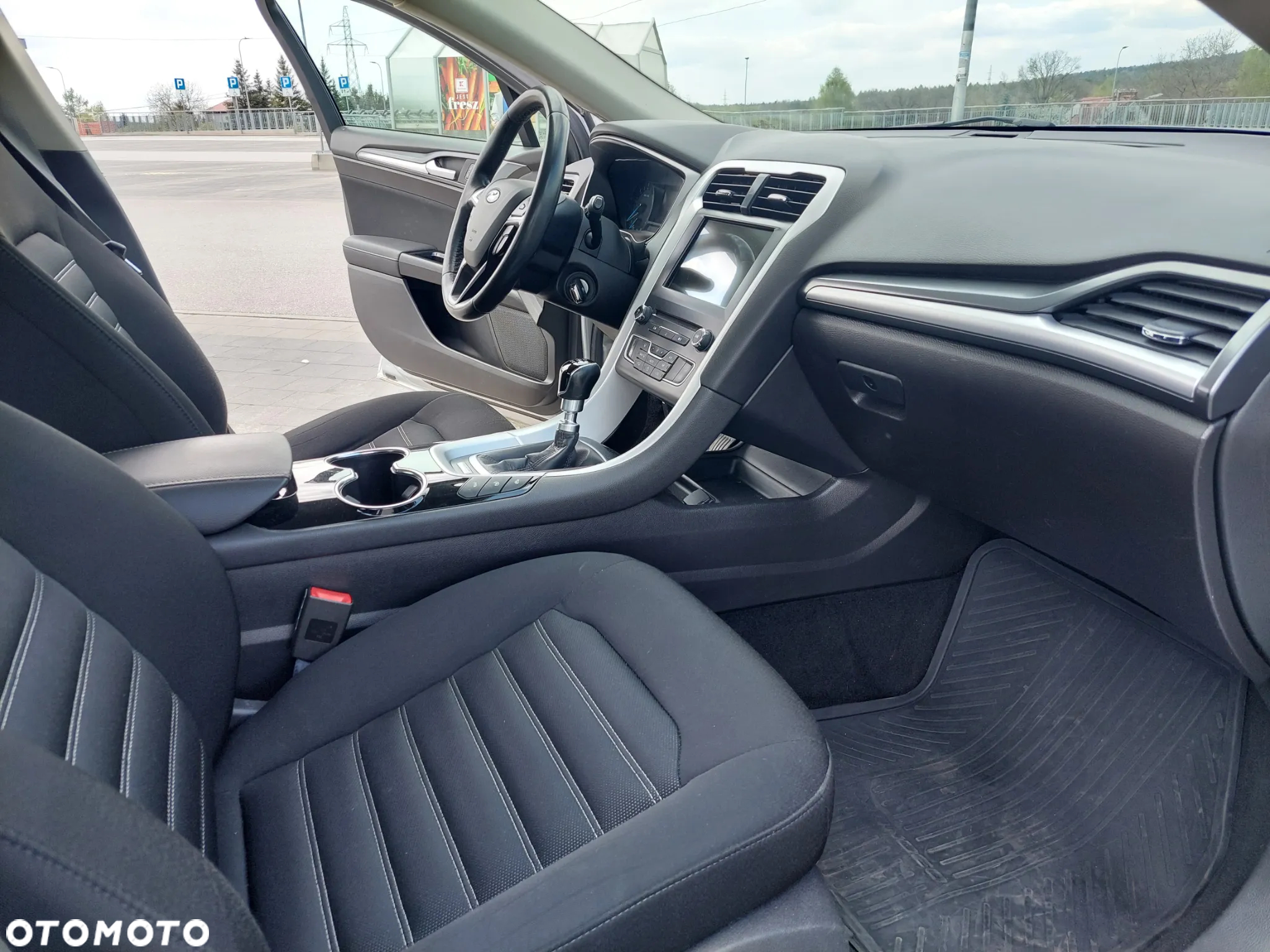 Ford Mondeo - 13