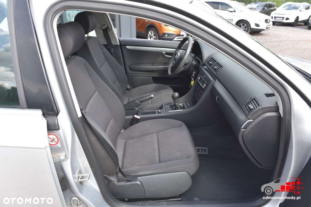 Audi A4 Limousine - 17