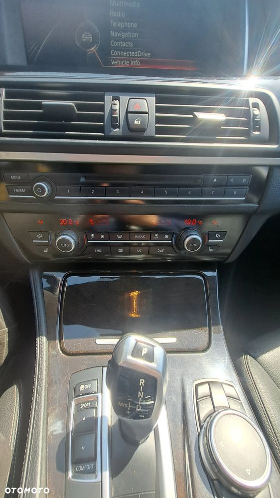 BMW Seria 5 528i - 18