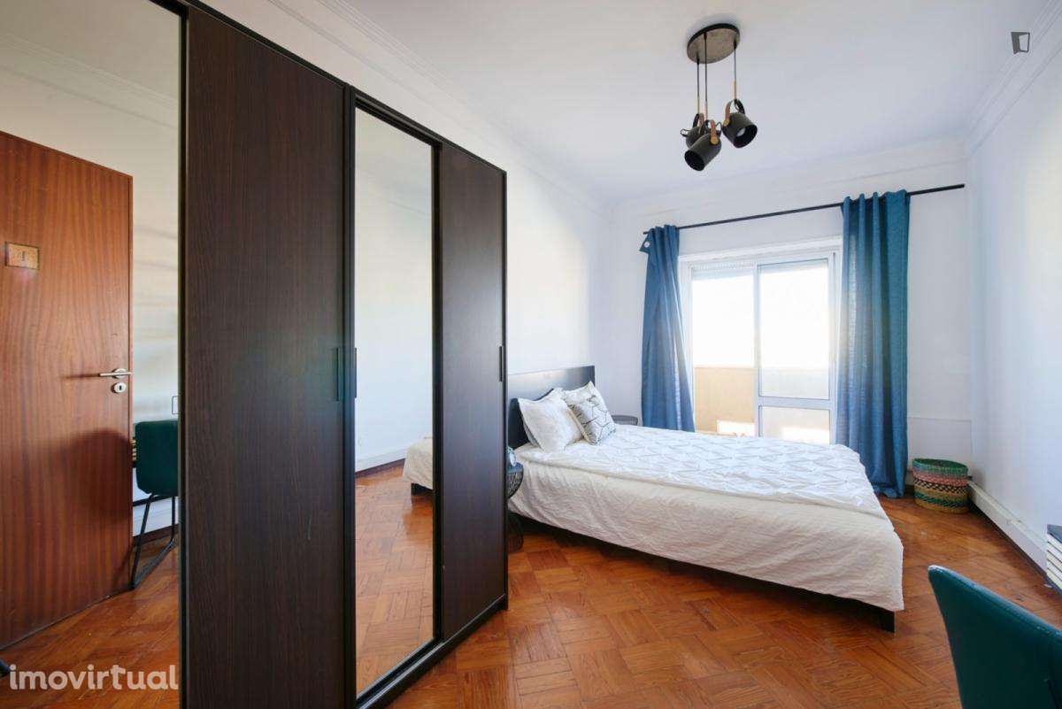 Quarto - localizado em Saldanha Lisbon - Grande imagem: 2/29