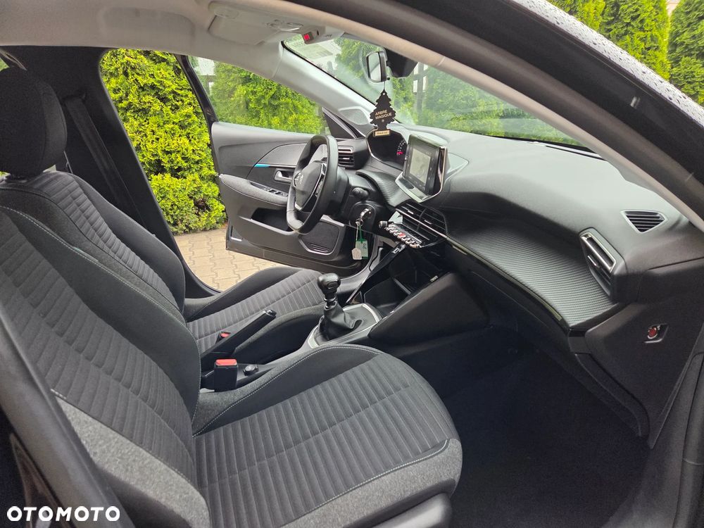 Peugeot 208 1.2 T Allure S&S - 6