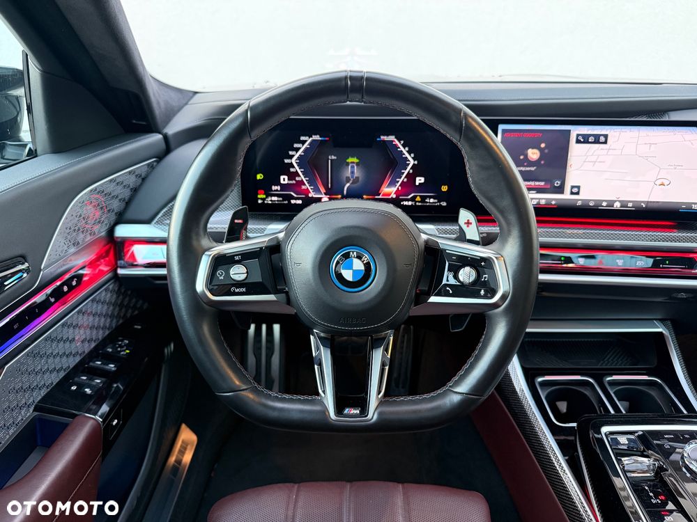 BMW Seria 7 M760e PHEV xDrive sport - 19