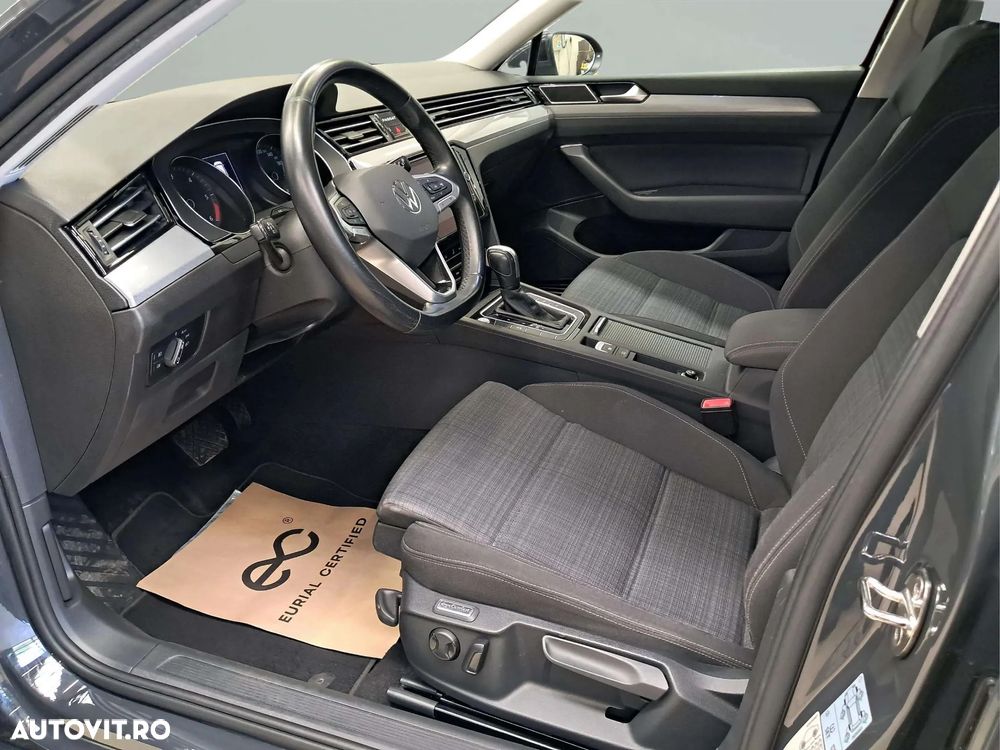 Volkswagen Passat 2.0 TDI DSG Comfortline - 9