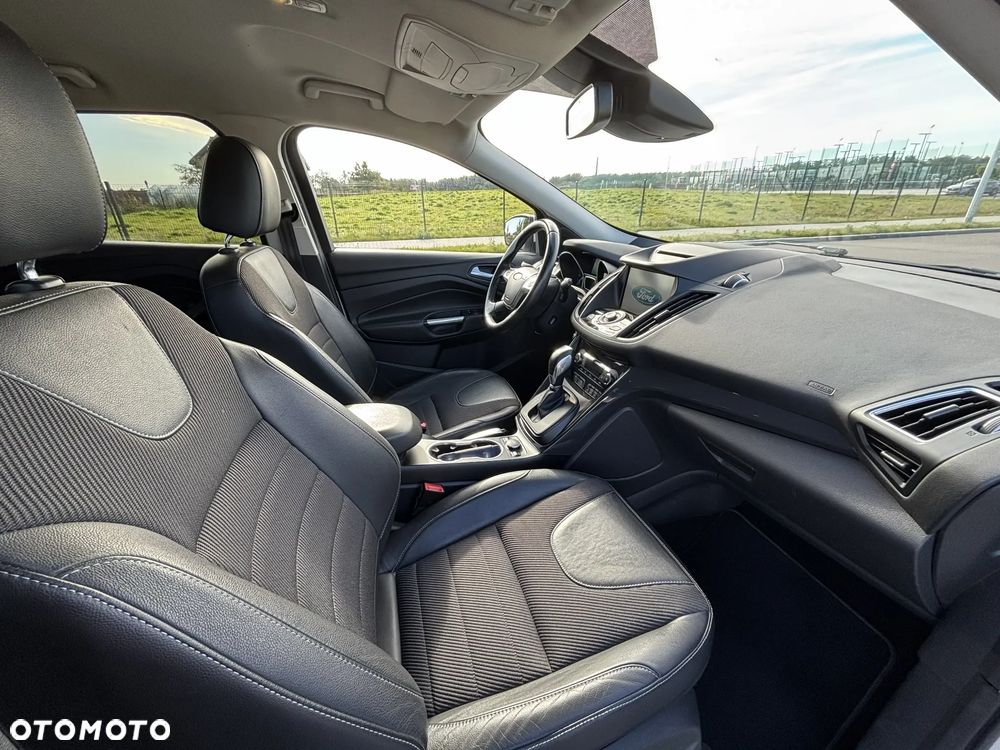 Ford Kuga 2.0 TDCi 4x4 Titanium - 15