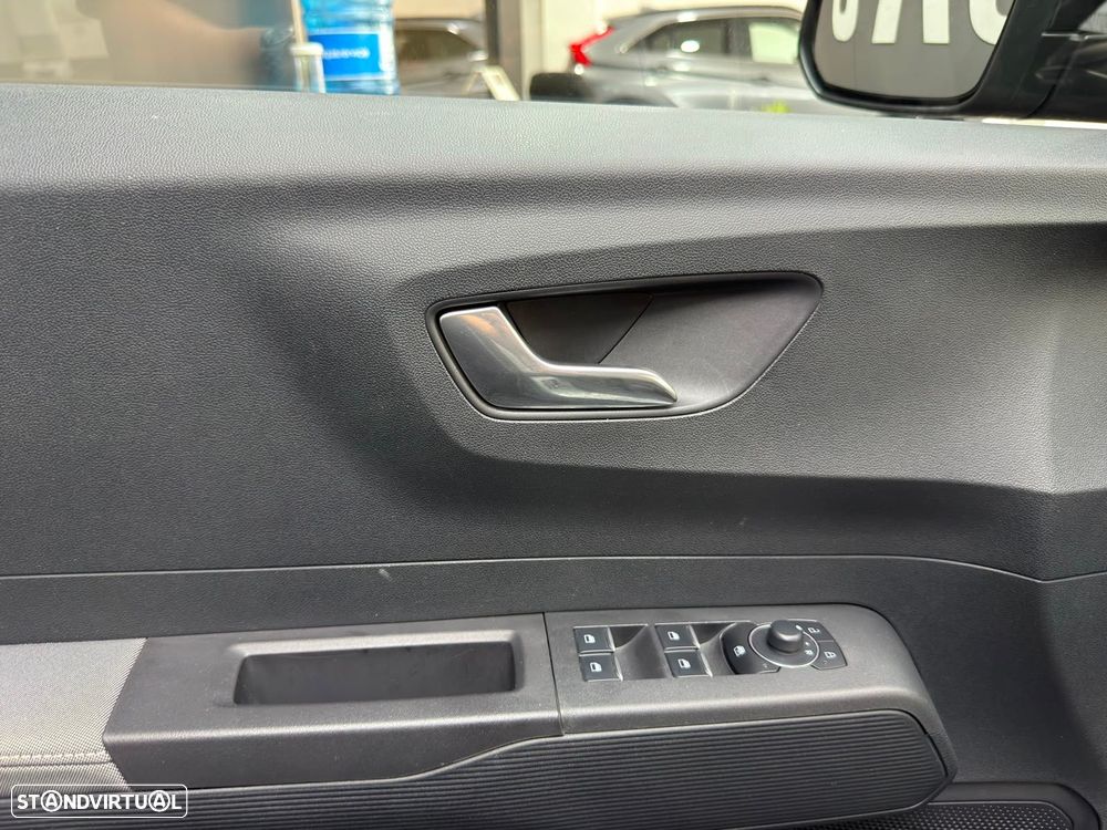 Ford Tourneo Courier 1.0 EcoBoost Titanium - 21