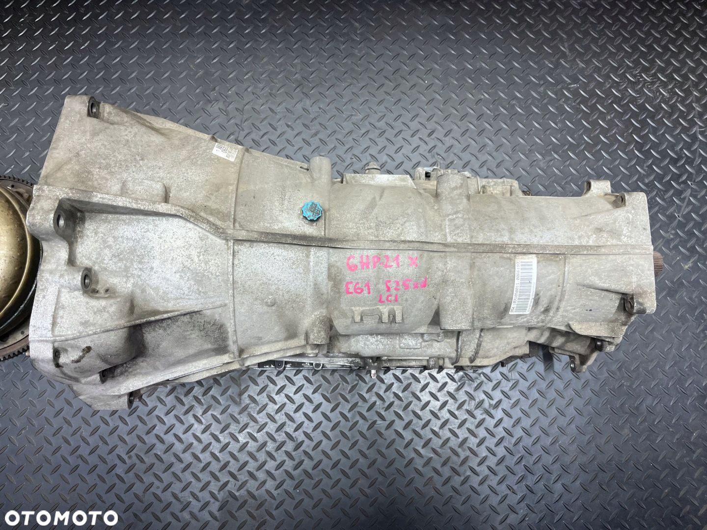 SKRZYNIA BIEGÓW AUTOMATYCZNA 6HP-21X W8D BMW E60 E61 LCI 525xd OE 7581412 - 3