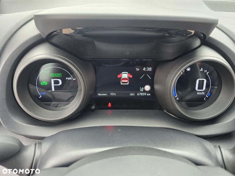 Toyota Yaris Cross - 24