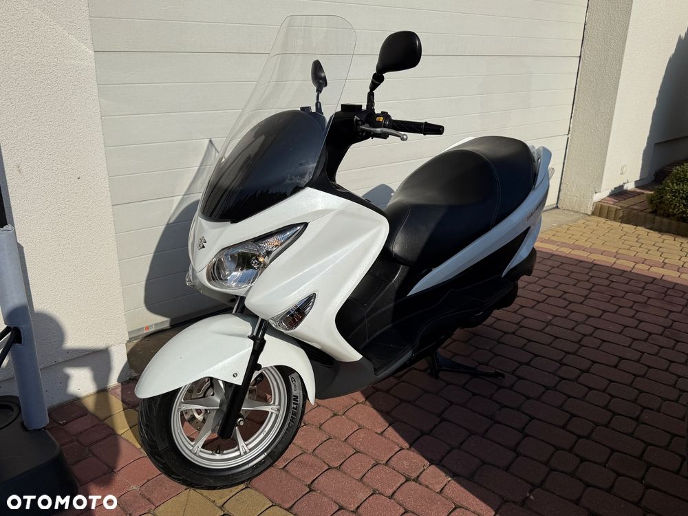 Suzuki Burgman - 1
