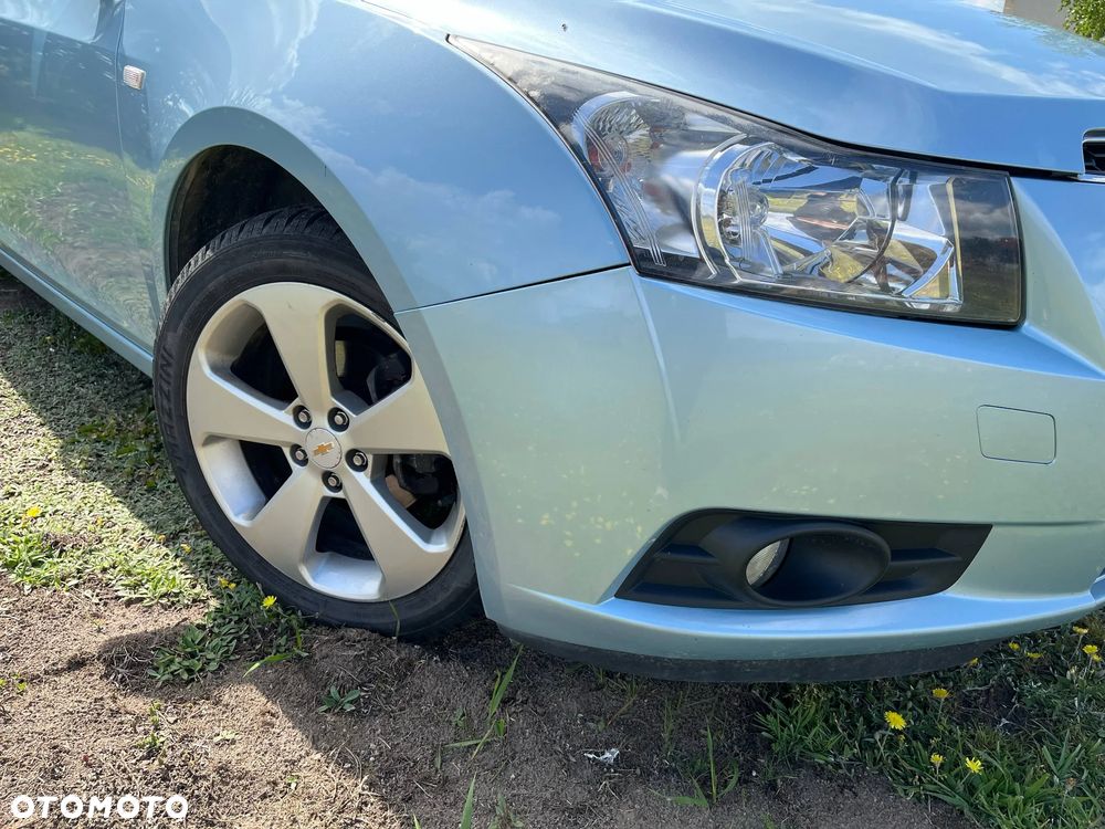 Chevrolet Cruze 1.8 LT - 2