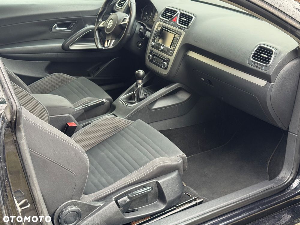 Volkswagen Scirocco 2.0 TDI Blue Motion Technologie - 23