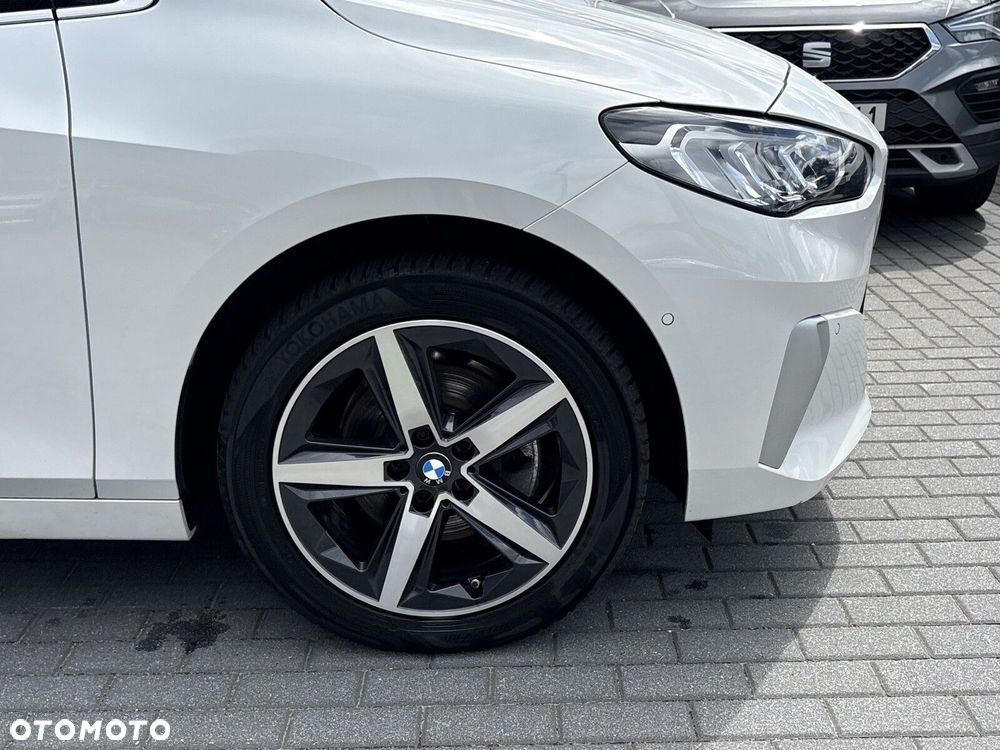 BMW Seria 2 220i mHEV - 34