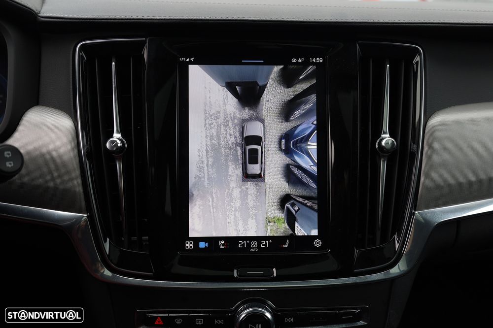 Volvo V90 2.0 T6 PHEV Plus Dark AWD - 24