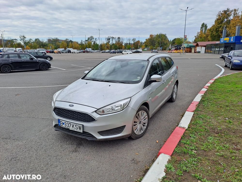 Ford Focus 1.0 EcoBoost Trend Edition - 3